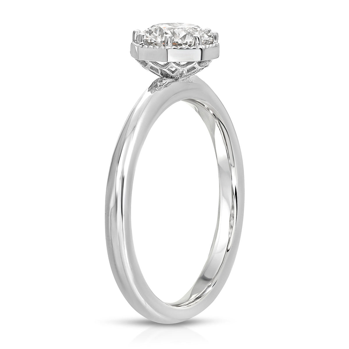 Art Deco Solitaire Round Engagement Ring in White Gold