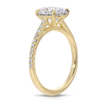 Sorte Solitaire Oval Engagement Ring in Yellow Gold