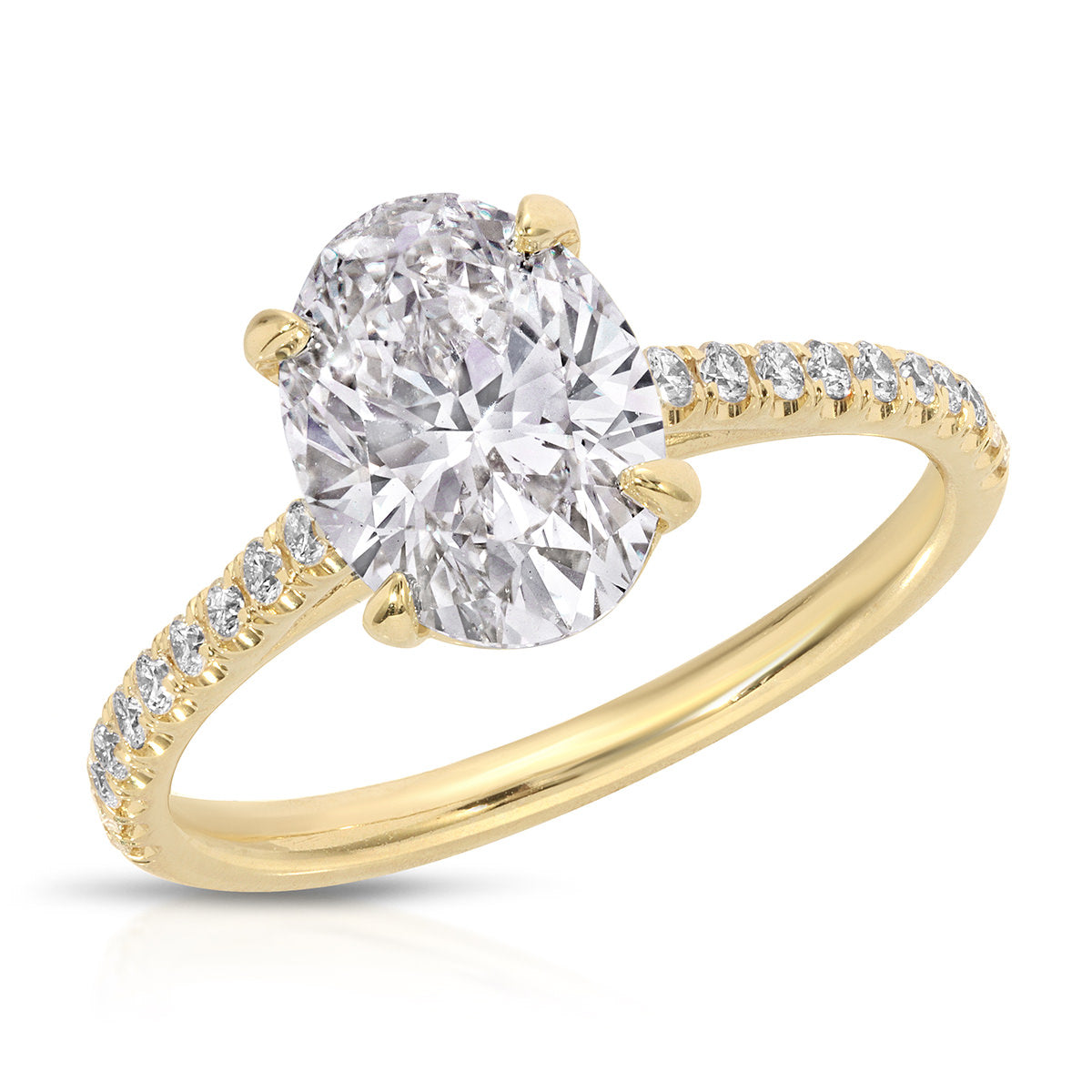 Sorte Solitaire Oval Engagement Ring in Yellow Gold