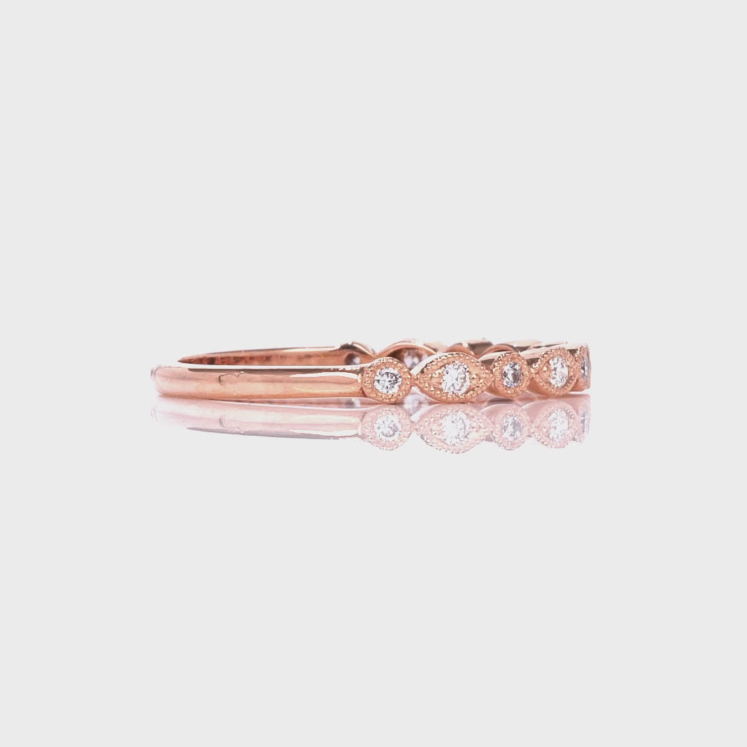 Medium Vintage Filigree Wedding Band in Rose Gold