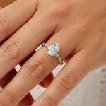 Vintage Solitaire 2.06 ct Oval Engagement Ring in Yellow Gold - The Better Diamonds