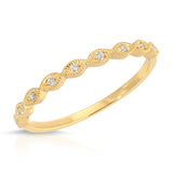 Petit Marquise Filigree Wedding Band in Yellow Gold