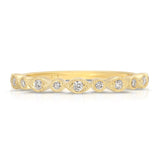 Medium Vintage Filigree Wedding Band in Yellow Gold